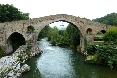 Cangas de Onis Roman bridge