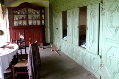 Cloppenburg museum enclosed bedroom