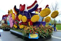 flower parade 1