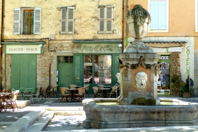 Cotignac main square