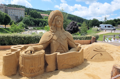 Sand sculpture Lalouvesc