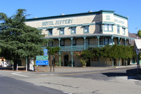 1851 hotel Coulterville